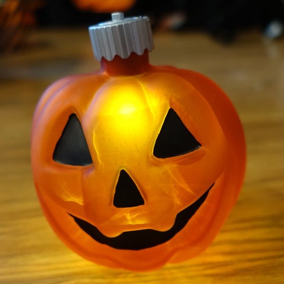 8 Bethany Lowe Glass Jack o Lantern Halloween LED Ornaments - Picture 2 of 5